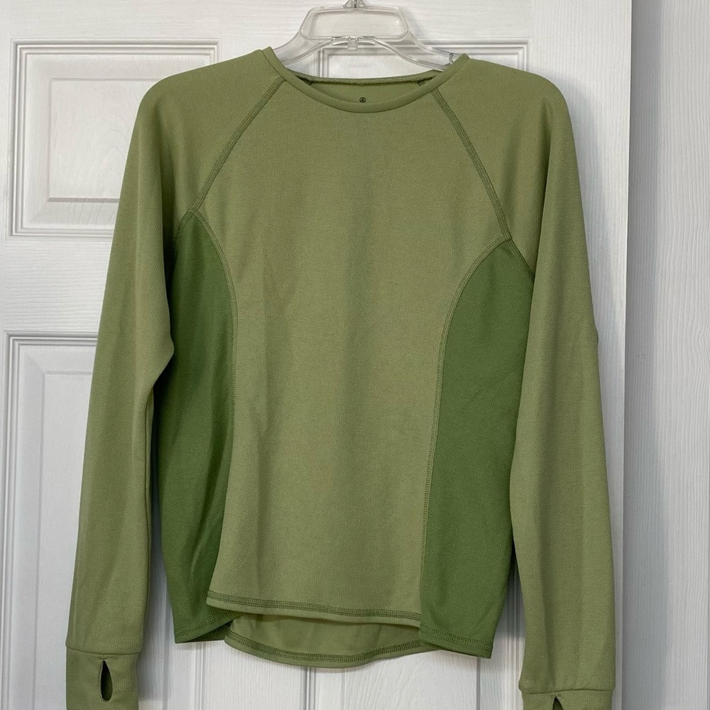 L. L. Bean Color Block Green Thermal Top Medium